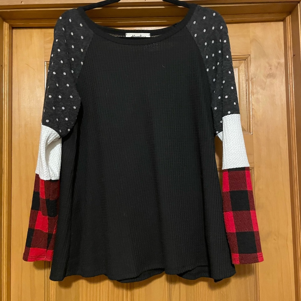 Color block sleeve Buffalo plaid polka dot top